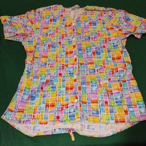 Cherokee Colorful Heart Pattern Short Sleeve Top